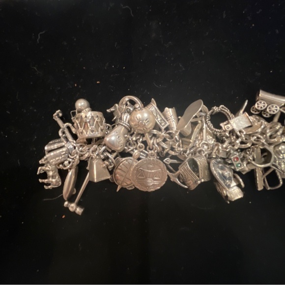 VINTAGE WESTERN NATIVE AMERICANA LOADED CHARM BRACELET 55+ CHARMS STERLING - Picture 10 of 16